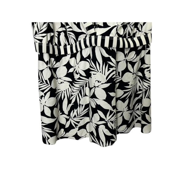 Swimsuits For All Black & White Floral Loop Strap Tankini Top Size 24 New - Picture 3 of 7
